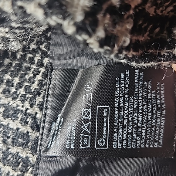 H&M Divided Wrap Front Checked Mini Skirt – Size 8 (NWT) - Picture 7 of 7